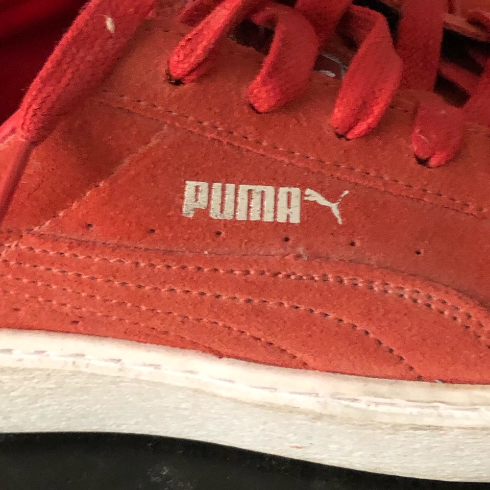 Sneakers - Picture 2 of 6